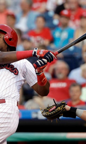 Nola tosses 7 splendid innings, Phils beat Pirates 4-0 (Jul 03, 2017)